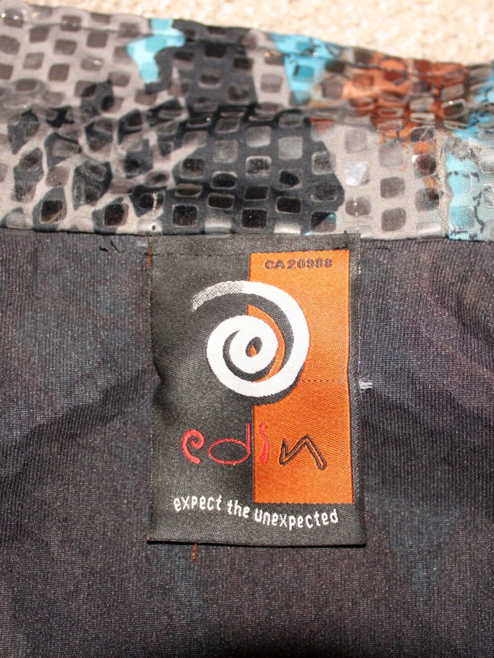 EDIN Shacket Canadian - Picture 5 of 5